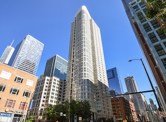 345 N La Salle Dr Unit 4102, Chicago, IL 60654