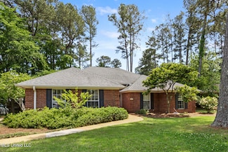 439 Shadowood Dr, Ridgeland, MS 39157