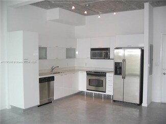 234 NE 3rd St Unit 903, Miami, FL 33132