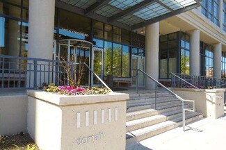 900 N Kingsbury St Unit 906, Chicago, IL 60610