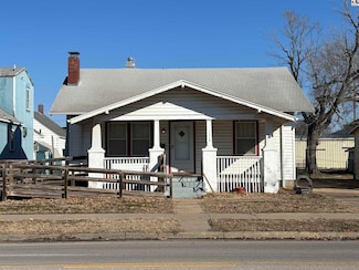 1218 N Monroe St, Hutchinson, KS 67501
