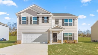 225 Maverick Trail Dr, King, NC 27021