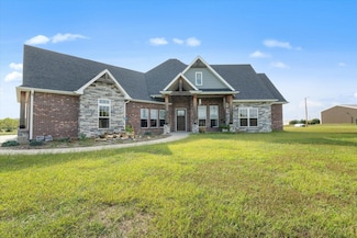 13167 N Sportsmans Dr, Hallsville, MO 65255