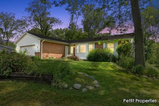 7544 Thornapple River Dr SE, Caledonia, MI 49316
