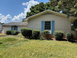 2071 Twin Falls Rd, Decatur, GA 30032