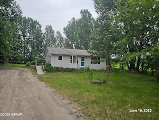 9378 138th Ave NE, Cavalier, ND 58220