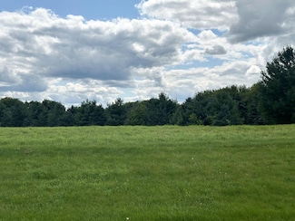 W2427 Mariah Ln, Ashippun, WI 53066