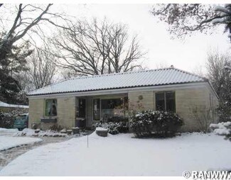 649 Putnam Dr, Eau Claire, WI 54701