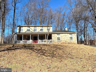 204 Colesville Manor Dr, Silver Spring, MD 20904