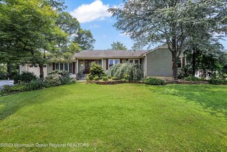 174 Ampere Ave, Oakhurst, NJ 07755