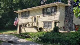 1316 Green Forest Way, Oak Grove, MO 64075