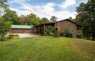 181 Casey Branch Rd, Burkesville, KY 42717