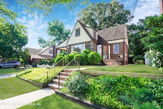 142 Goodwin Ave, Staten Island, NY 10314