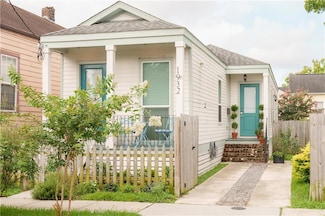 1932 Lapeyrouse St, New Orleans, LA 70116