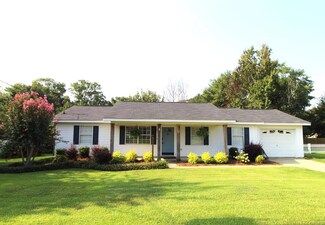106 Rickey Ct, Taylor, AL 36301
