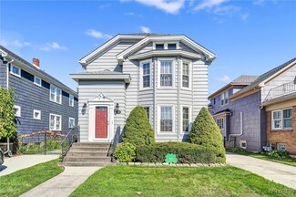 180 Tuscarora Rd, Buffalo, NY 14220
