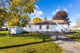 1701 W Stewart St, Owosso, MI 48867