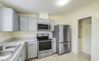 16010 Siesta Dr, Fort Myers, FL 33908