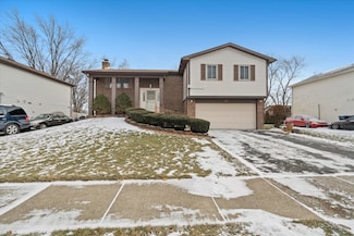 47 Deerpath Rd, Matteson, IL 60443