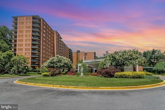 4201 Cathedral Ave NW Unit 910W, Washington, DC 20016