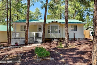 100 E Reidhead St, Show Low, AZ 85901