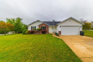 23 Darla Dr, Winfield, MO 63389