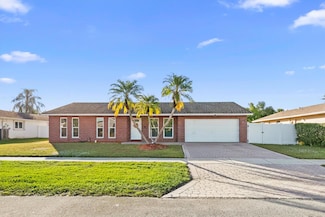 177 Dove Cir, Royal Palm Beach, FL 33411