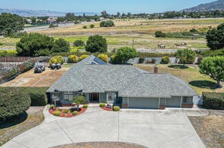 22105 Ranchito Dr, Salinas, CA 93908