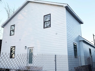 2006 E 12th St, Chattanooga, TN 37404