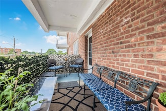 52 Yonkers Terrace Unit 2E, Yonkers, NY 10704