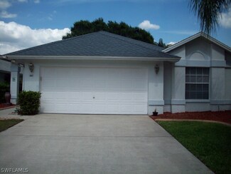 13637 Admiral Ct, Fort Myers, FL 33912