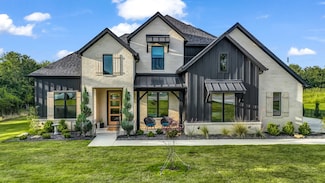 141 Lakeside Dr, Lipan, TX 76462