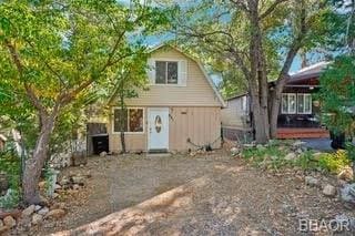 861 Holmes Ln, Big Bear, CA 92314