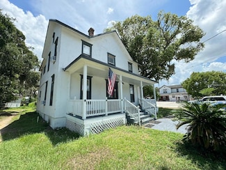 205 S Grove St, Eustis, FL 32726