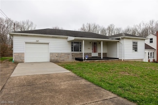 2955 Noel Dr, Youngstown, OH 44509