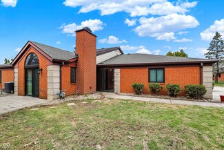 9242 Golden Leaf Way, Indianapolis, IN 46260
