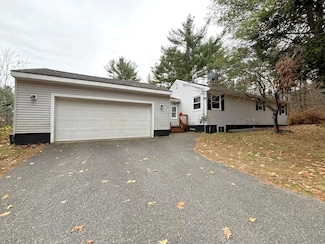 403 Quaker Ridge Rd, Greene, ME 04236