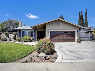 2259 S Ham Ln, Lodi, CA 95242