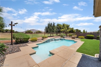 5586 Golden Leaf Ave Unit 2, Las Vegas, NV 89122
