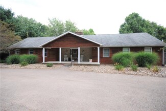 4210 Plain Center Ave NE, Canton, OH 44714