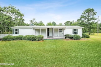 269 Beagle Run Ln, Aberdeen, NC 28315