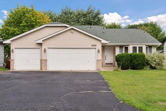 4529 Helena Rd N, Saint Paul, MN 55128