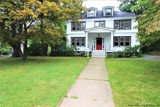 30 Market St, Ellenville, NY 12428
