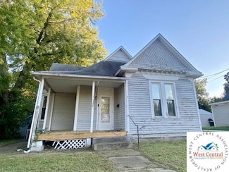 320 E Ohio St, Clinton, MO 64735