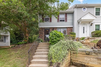 7304 Pebblestone Dr, Charlotte, NC 28212
