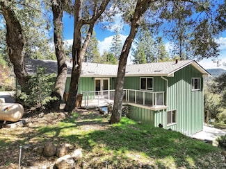 16489 Banner Quaker Hill Rd, Nevada City, CA 95959