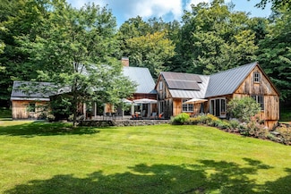 45 Uphill Rd, Landgrove, VT 05148