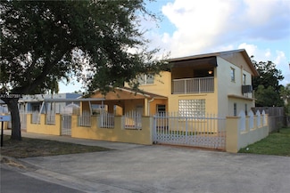 971 E 18th St, Hialeah, FL 33013