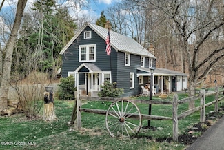 27 Dunham Hollow Rd, East Nassau, NY 12062