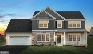 114 Blue Mountain Blvd, Carlisle, PA 17013
